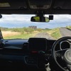 フロントウインドウのビューをリアシートから撮影。