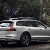 ボルボ V60 新型に「クロスカントリー」、ロサンゼルスモーターショー2018で発表予定 画像