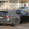 BMW伝統の「アレ」の行方は？ 3シリーズツーリング 次期型に大接近！ 画像