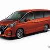 日産 セレナ（サンライズオレンジ/ダイヤモンドブラック）
