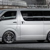 トヨタ ハイエース+NITRO POWER M28 BULLET