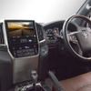 トヨタ ランドクルーザー200 に市販9インチナビを装着、カナックが取付キット発売 画像