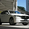 【マツダ CX-5 改良新型】ボディ同色ガーニッシュが光る、最上級の「エクスクルーシブモード」［詳細画像］ 画像