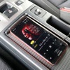 音楽ストリーミングなどを車内で楽しむために用いているのがスマホ。手軽に高音質を楽しむのもオーナー流だ。