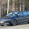 VW パサート 次期型プロトタイプ（スクープ写真）