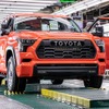 トヨタの最上位SUVは全車ハイブリッド、『セコイア』新型を米工場で生産開始 画像