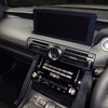 走行中でもテレビが見られる・NAVIの目的地設定ができる!! BLITZの「TV-NAVI JUMPER」にLEXUS IS500用が販売開始 画像