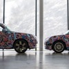MINI次期型のEV、新デザイン言語を採用…3ドアとクロスオーバーのプロトタイプ写真公開 画像