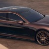 金を含む塗装も！ ポルシェの新プログラム…『パナメーラ』新型を早くもカスタム 画像