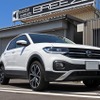 ［Pro Shop インストール・レビュー］VW Tクロス（ショップデモカー）by BREEZE　前編…純正と見分けが