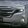 スバル フォレスター 新型（プレミアム S:HEV EX）