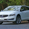 【ボルボ V60クロスカントリー 試乗】ボルボならではのクールな実用車…島崎七生人 画像