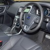 ボルボ XC60 T6 AWD R-デザイン