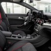 改良新型メルセデスAMG CLA 45 4MATICシューティングブレーク