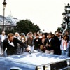 1985年「 美しき獲物たち」真っ二つになった「ルノー 11」。激しいカーアクションはシリーズ中でも、上位に数えられる。