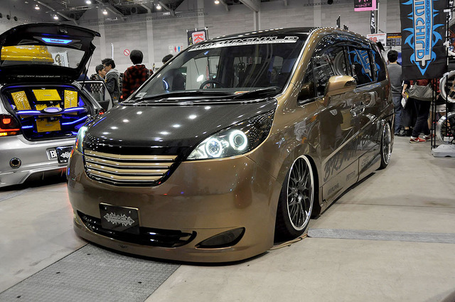 HONDA ステップワゴン(ショップデモカー)by ブレインチャイルド HONDA ステップワゴン(ショップデモカー)by ブレインチャイルド