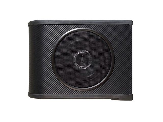 2ブランドから新登場したお手軽“低音強化”アイテム計4機種を緊急テスト