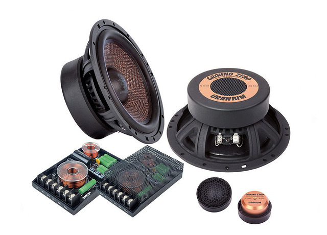 ヴァイブオーディオ”のエントリーパワーアンプ『POWERBOXシリーズ』の