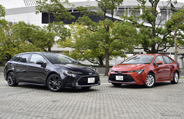 トヨタ カローラ 新型のツーリング(左)とセダン(右)