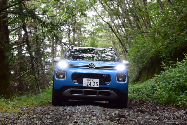 シトロエン C3エアクロスSUV SHINE