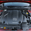 マツダ3 SKYACTIV-X がソフトウェアのアップデートで進化する(写真はプロトタイプ)