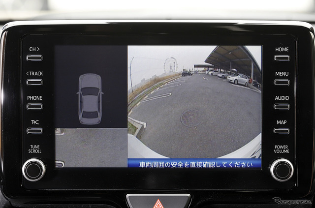 リバースにいれた直後は停車位置から移せる範囲が表示される