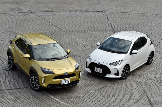 トヨタ ヤリスクロス(左)とヤリス