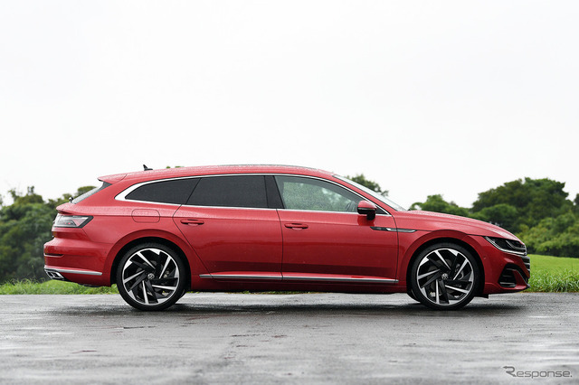 VW アルテオン シューティングブレーク(Rライン)
