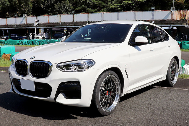 BMW・X4(ショップデモカー)by サウンドフリークス