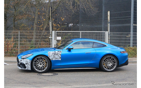 メルセデスAMG GT 43 直6モデルのプロトタイプ（スクープ写真）