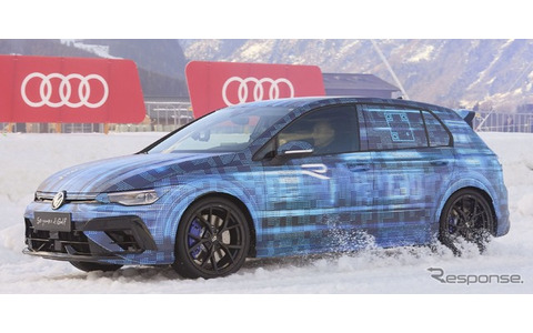 フォルクスワーゲン・ゴルフR 改良新型のプロトタイプ