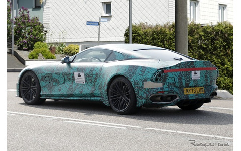 アストンマーティン DBS 後継 V12スーパーカーのプロトタイプ（スクープ写真）