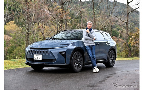 トヨタ クラウンエステート（PHEV）と九島辰也氏