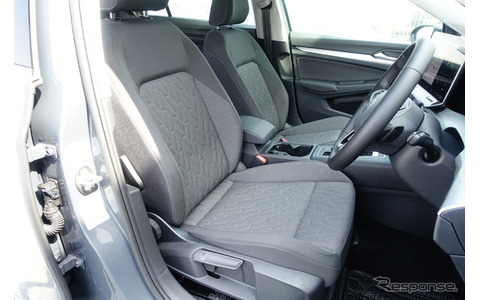 VW ゴルフヴァリアント eTSI アクティブ