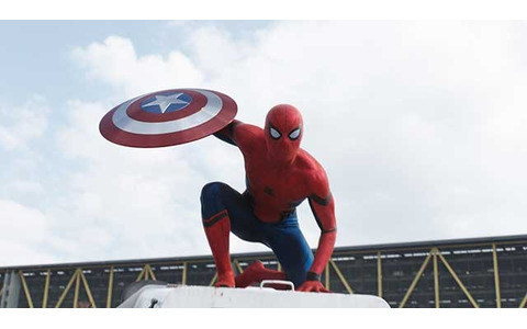 スパイダーマン『シビル・ウォー／キャプテン・アメリカ』ー(C)2015 Marvel.