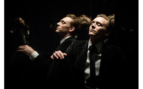 『ハイ・ライズ』（C）RPC HIGH-RISE LIMITED / THE BRITISH FILM INSTITUTE / CHANNEL FOUR TELEVISION CORPORATION 2015